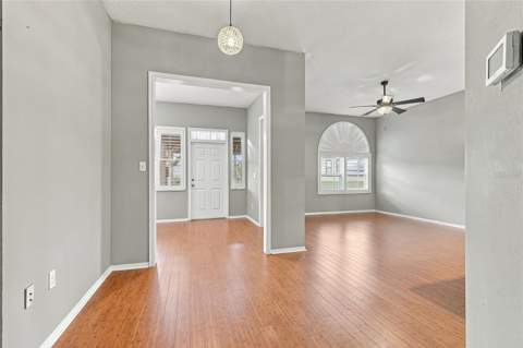 5946 Chickadee Drive, Lakeland FL - photo 11 of 55