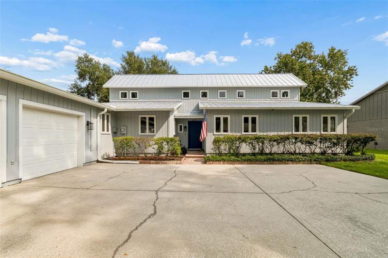 5 bedroom Single Family Residence at 3421 Brian Road, Tarpon Woods 4th Add, Palm Harbor — photo 3