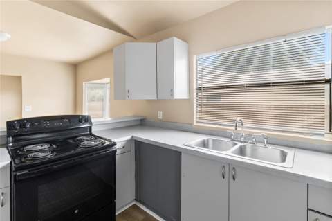 3701 38th Avenue, St Petersburg FL - photo 17 of 32