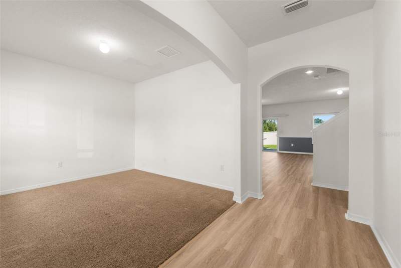 5 bedroom Single Family Residence at 8008 SW 62nd Court, Chestnut Village Ph II Pb 35 Pg 74, Gainesville — photo 5