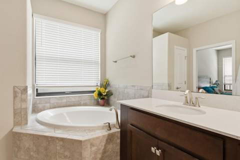 11632 Weaver Hollow Road, New Port Richey FL - photo 17 of 33