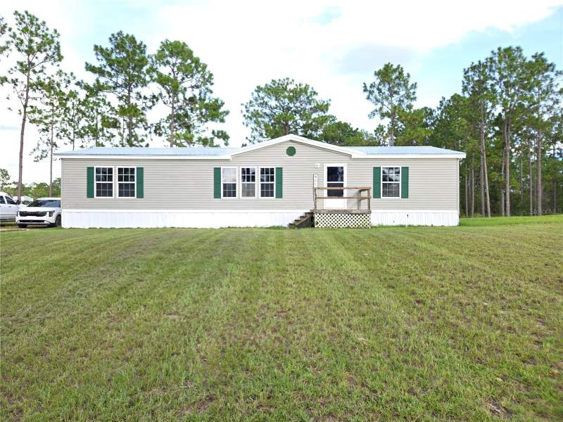 13030 SE 21ST PLACE home for sale in Williston Highlands