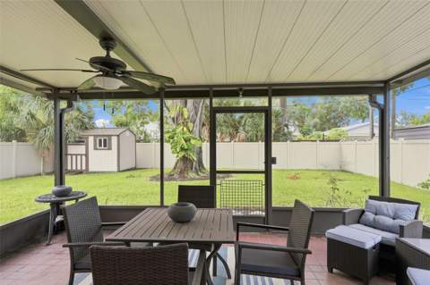 205 SE Monroe Circle, St Petersburg FL - photo 24 of 26