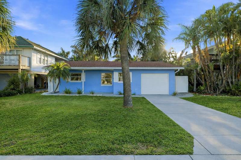 2 bedroom Single Family Residence at 17734 1st Street, Harbor Shores 4th Add, Redington Shores — photo 2