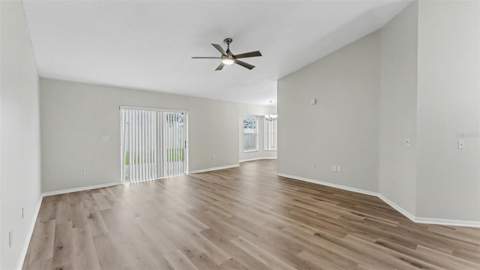 5836 Daughtery Downs Loop, Lakeland FL - photo 7 of 29