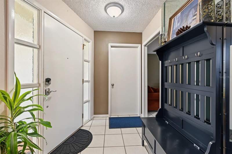 3 bedroom Single Family Residence at 9915 Whitworth Court, A Rep Of Fairway Spgs, New Port Richey — photo 5