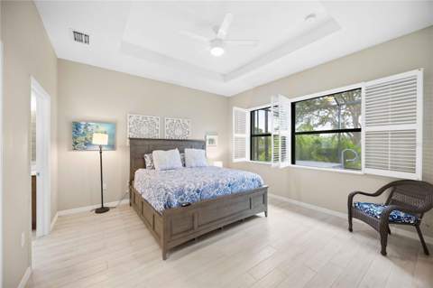 10393 Crooked Creek Drive, Venice FL - photo 6 of 58