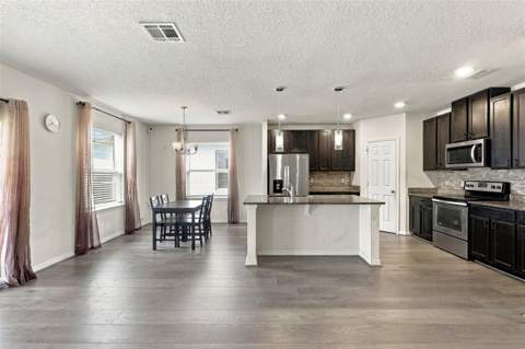 2838 Noble Crow Drive, Kissimmee FL - photo 9 of 41