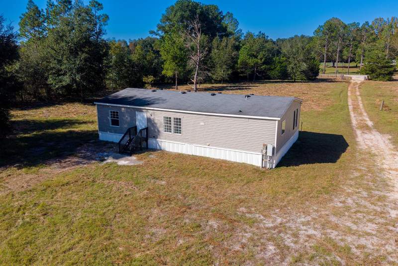 4 bedroom Manufactured Home at 17571 NW 71st Avenue, Suwannee Meadows, Trenton — photo 5