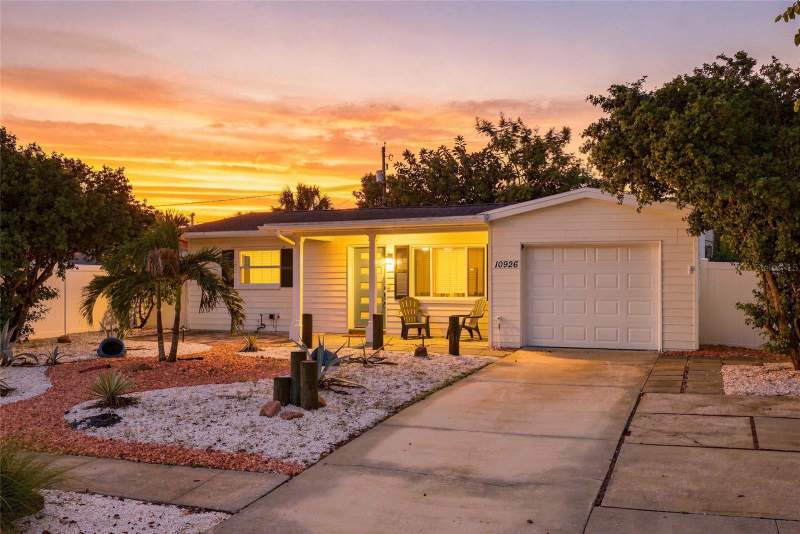 3 bedroom Single Family Residence at 10926 TEMPLE AVENUE, FREEDOM VILLAGE, SEMINOLE — photo 1