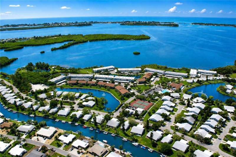 2 bedroom Condominium at 9425 Andover Circle, Mount Vernon Ph 1-B, Bradenton — photo 5