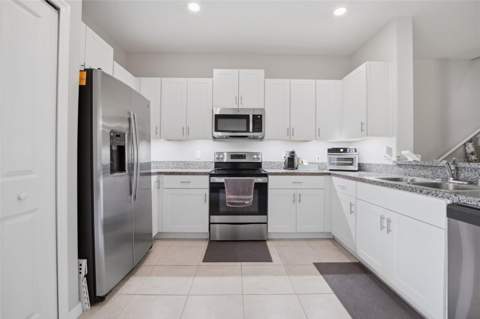 4459 Globe Thistle Drive, Tampa FL - photo 14 of 56