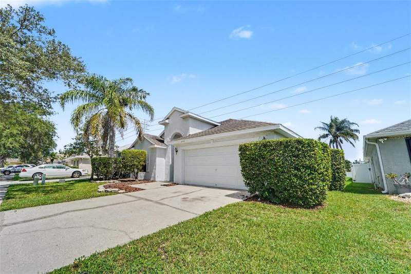4 bedroom Single Family Residence at 22901 Hawk Hill Loop, Valencia Gardens Ph 01, Land O Lakes — photo 3