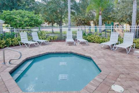 2307 Butterfly Palm Way #302, Kissimmee FL - photo 21 of 57