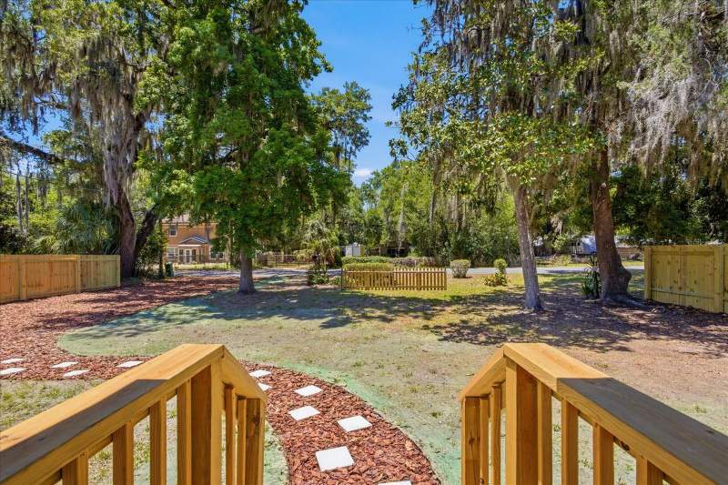 3 bedroom Single Family Residence at 816 Woodland Avenue, Oakridge, Leesburg — photo 3