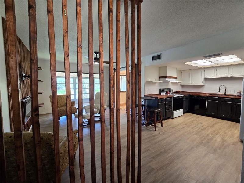 1 bedroom Condominium at 623 Midway Drive #B, Lakes Vilage West, Ocala — photo 3