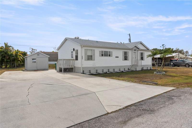 3 bedroom Manufactured Home at 6533 Jack Street, Pine Acres, Punta Gorda — photo 5