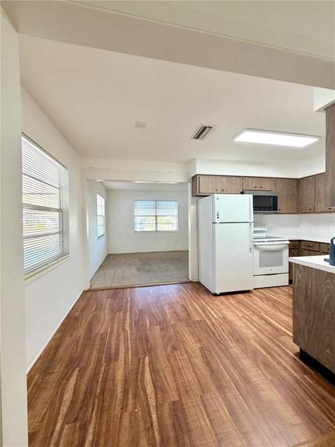 110 S Corona Avenue, Clearwater FL - photo 8 of 21