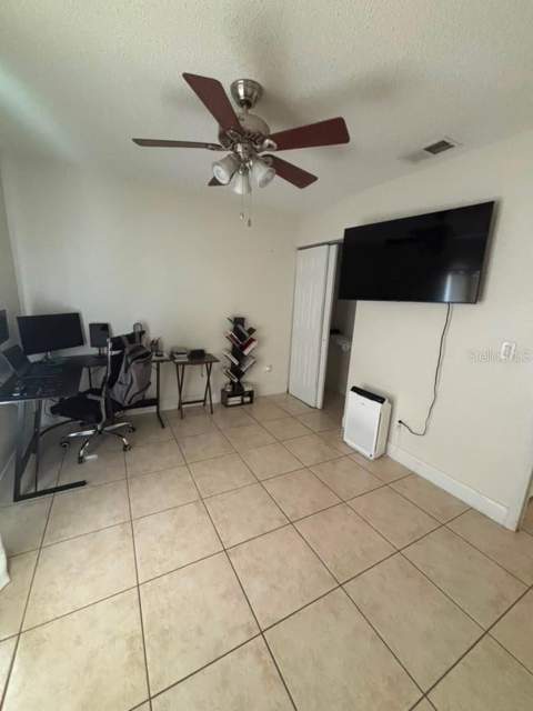 7310 Baja Court, Tampa FL - photo 12 of 19
