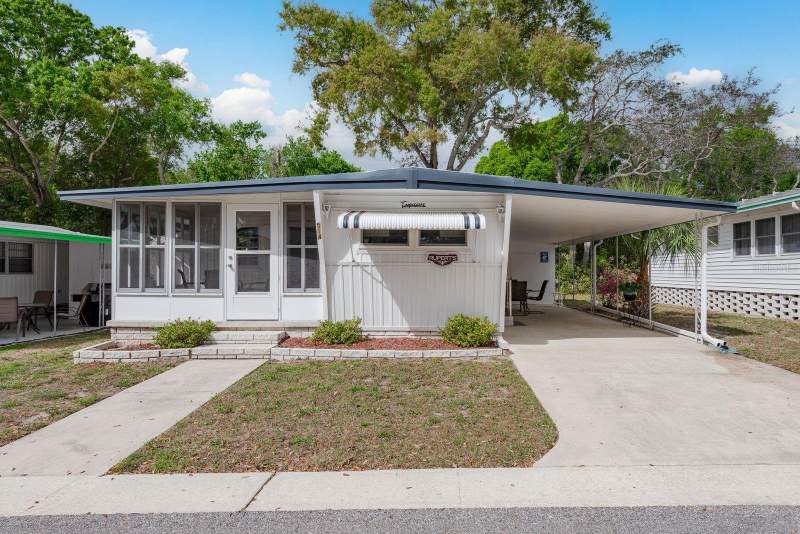 2331 BELLEAIR ROAD #514 home for sale in Country Park Co-Op M/H Unrec