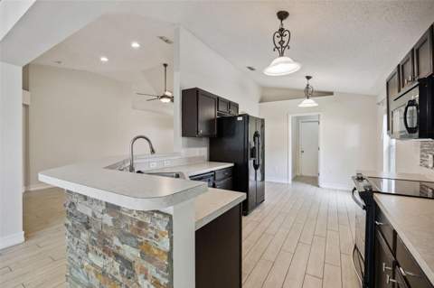 1612 Muir Circle, Clermont FL - photo 13 of 35