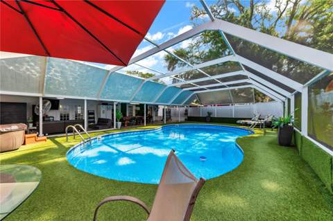 9043 Hickory Circle, Tampa FL - photo 9 of 36