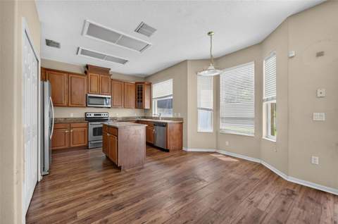 13026 Moss Park Ridge Drive, Orlando FL - photo 15 of 59