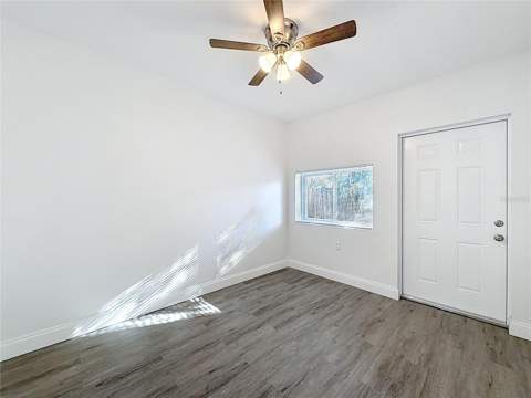 819 Helmsman Way, Palm Harbor FL - photo 11 of 26