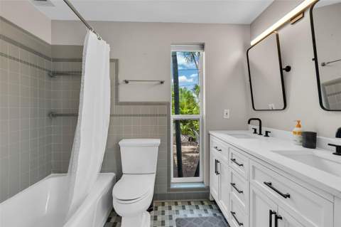 564 70th Avenue, St Pete Beach FL - photo 14 of 32