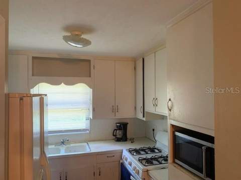 1406 Pembrook Drive, Leesburg FL - photo 11 of 18