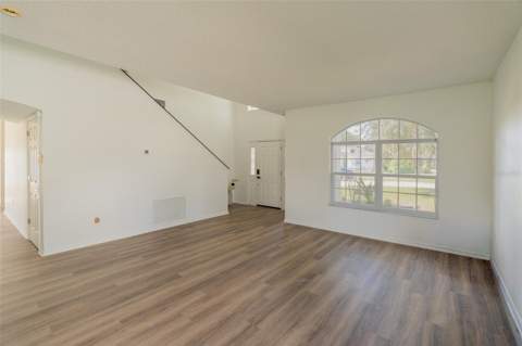 4401 Evergreen Forest Loop, Kissimmee FL - photo 7 of 35