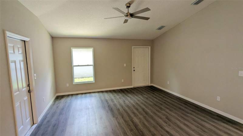 3 bedroom Single Family Residence at 1513 W 16th Street, Pine Level, Sanford — photo 5