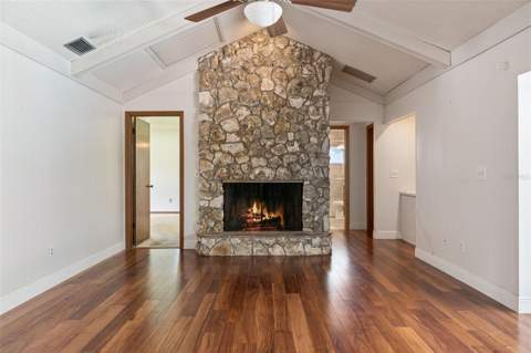 211 Hickory Drive, Longwood FL - photo 15 of 77