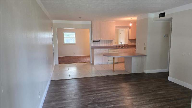 5 bedroom Single Family Residence at 1548 Ingram Avenue, Bahia Vista Heights, Sarasota — photo 5