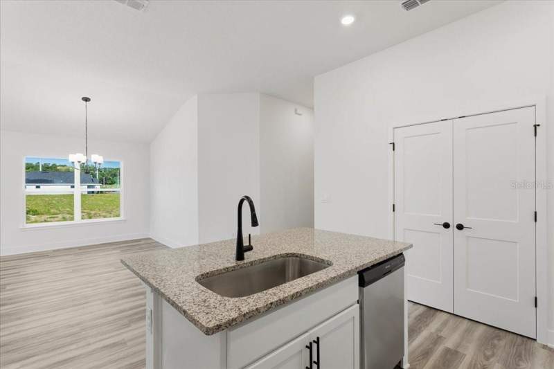 4 bedroom Single Family Residence at 13658 NW 150th Circle, Kirkland Farms Ph 1 Pb 39 Pg 65, Alachua — photo 5