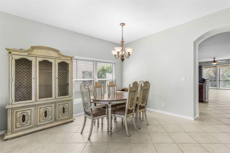 3 bedroom Single Family Residence at 2229 Cape Heather Circle, Heatherwood Lakes, Cape Coral — photo 3
