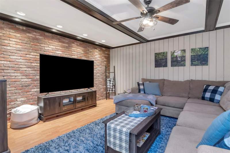 4 bedroom Single Family Residence at 2535 Lake Ellen Drive, Lakeside Terrace, Tampa — photo 4