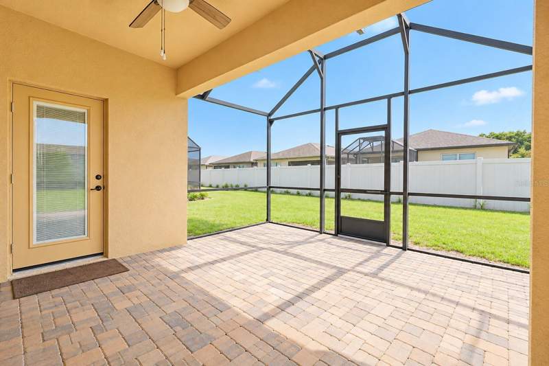 2 bedroom Single Family Residence at 120 Montoro, Ridgewood Lakes, Davenport — photo 2