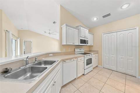 7146 Sablon Road, North Port FL - photo 10 of 40