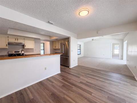 391 Harvard Road, Venice FL - photo 7 of 30