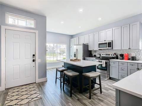 8050 King Palm Circle, Kissimmee FL - photo 13 of 67