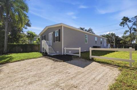 39148 Orient Avenue, Zephyrhills FL - photo 9 of 46