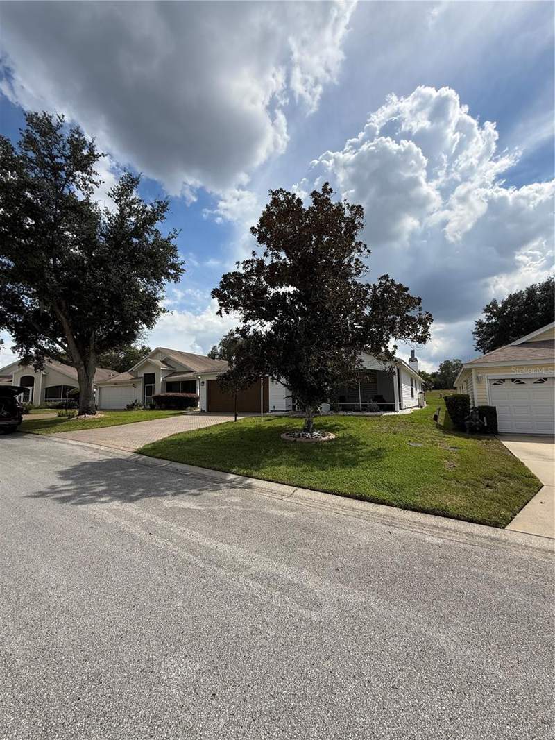 3 bedroom Single Family Residence at 24907 Cranes Roost Circle, Plantation At Leesburg Golfview, Leesburg — photo 2