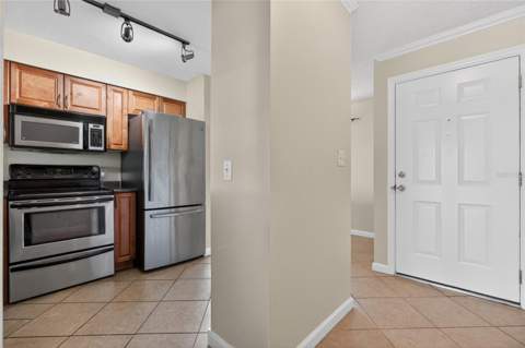 10125 Sailwinds Boulevard #104, Largo FL - photo 7 of 65