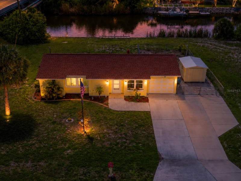3 bedroom Single Family Residence at 9150 Arrid Circle, Port Charlotte Sec 081, Port Charlotte — photo 4