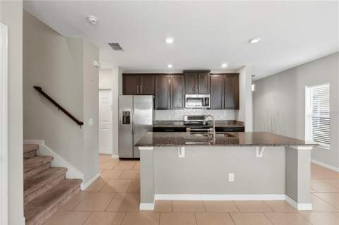 1617 Mohegan Boulevard, Kissimmee FL - photo 6 of 50
