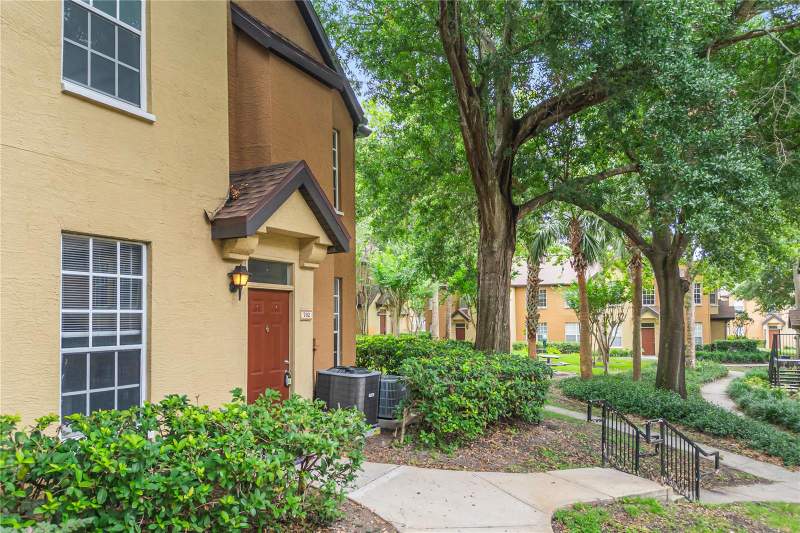 2 bedroom Condominium at 6324 RALEIGH STREET #702, AZUR/METROWEST, ORLANDO — photo 3