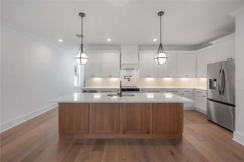 1222 E Chelsea Street, Tampa FL - photo 10 of 47