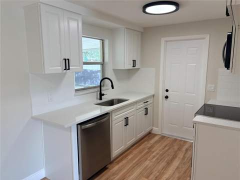 7350 Fairfax Drive, Port Richey FL - photo 19 of 27