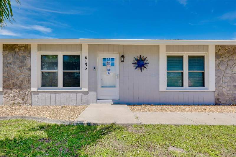 2 bedroom Single Family Residence at 6133 Thorman Road, Port Charlotte Sec 095, Port Charlotte — photo 3